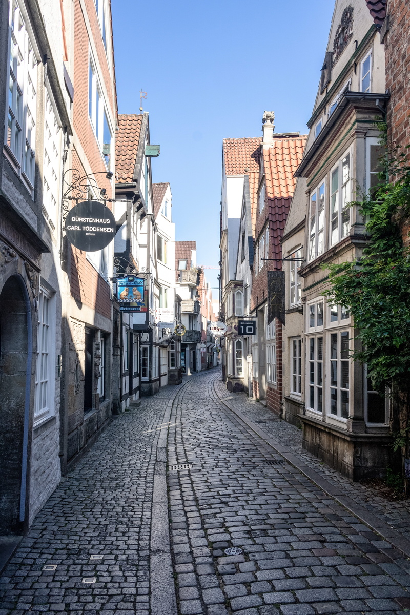 paving stones, the way forward, street, bremen, lighting, alley, sky, historic center, no people, paving stone, building, empty, day, cobblestone, built structure