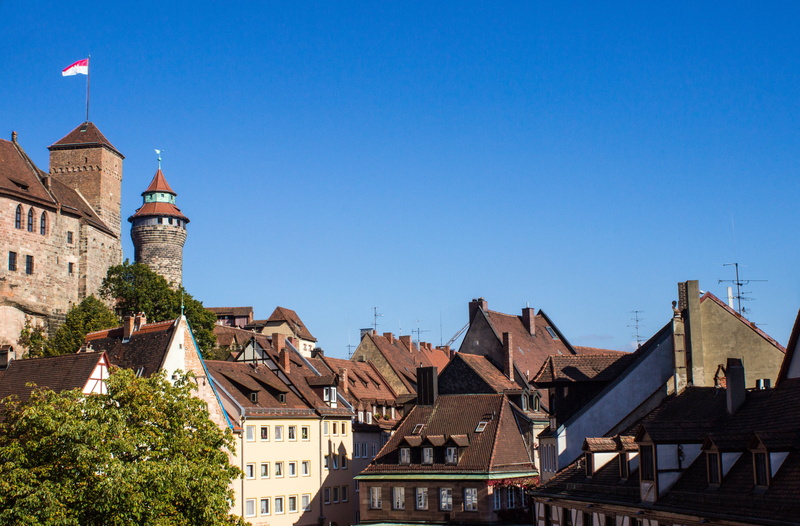 day, truss, 4K, sinwelturm, tower, built structure, row house, spire, travel, burghof, residential district, imperial castle, house, copy space, blue