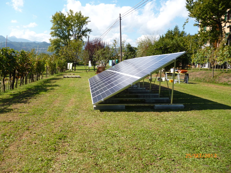 technology, grass, solar panel, plant, renewable energy, energy saving, sustainable resources, green color, incidental people, outdoors, environment, energi