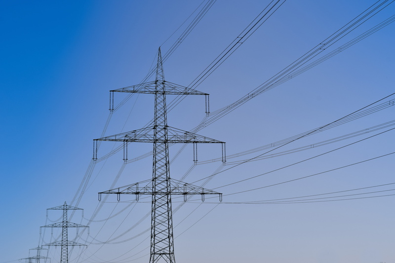 electricity pylon, cable, electrical equipment, fuel and power generation, voltage, built structure, connection, clear sky, power supply, nature, current