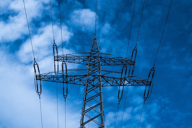 energy, complexity, power supply, white, no people, connection, outdoors, 5K, line, high voltage, blue, electricity pylon, current, fuel and power generation