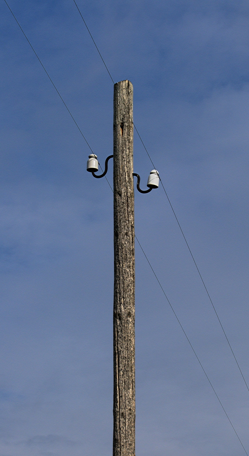supply, mast, no people, aboveground, nature, street, street light, day, wooden mast, 4K, voltage, insulators, telephone network, electricity, rural, wood - material