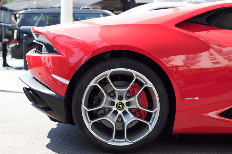 tail light, luxury, land vehicle, automotive, car, horsepower, shiny, french riviera, huracan, outdoors, sports car, wheel, power, wealth, mode of transportation