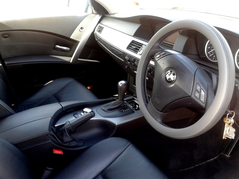 control, interior, elegance, style, close-up, elegant, black, classic, modern, indoors, wheel, deck, luxurious, bmw, gearshift, day, transport, road, automobile