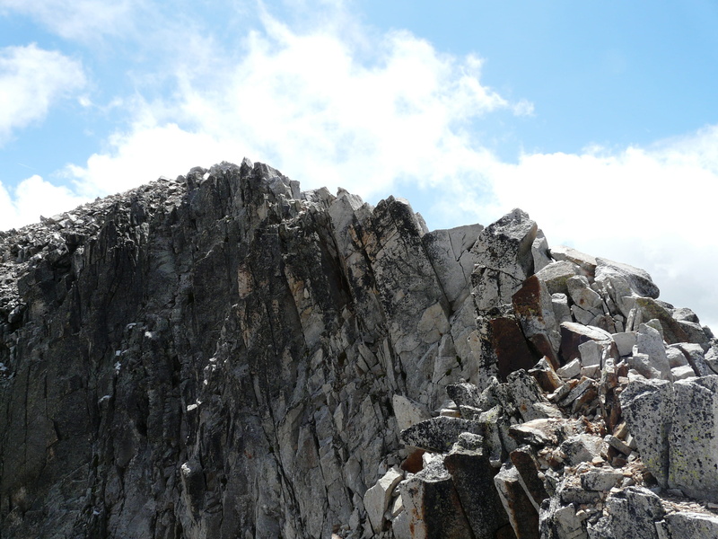 rock formation, beauty in nature, aneto, physical geography, eroded, non-urban scene, pico de aneto, 2K, low angle view, snow, tranquil scene, alpine