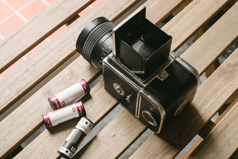 2K, object, retro, wood - material, no people, still life, film, large group of objects, old, films, digital camera, analog, flooring, equipment, pictures