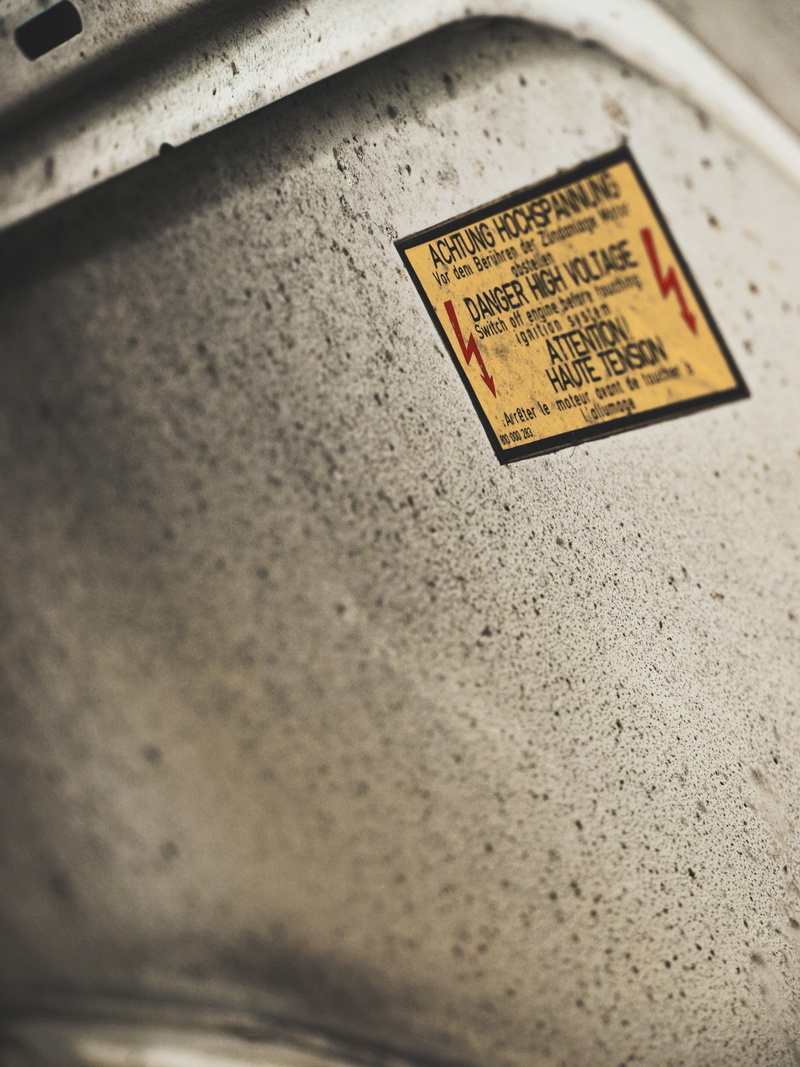 Warning Signs, 2K, High Voltage, car, vehicle