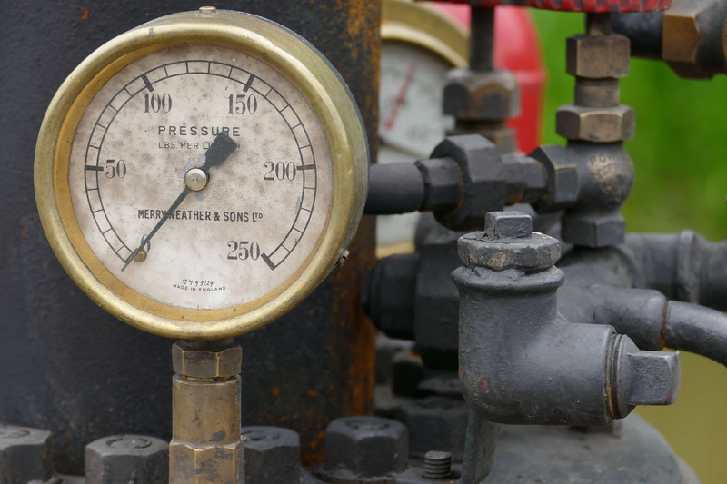 industry, meter, close-up, geometric shape, indicator, 4K, instrument, focus on foreground, industrial, measurement, low, machine part, measure, pointer