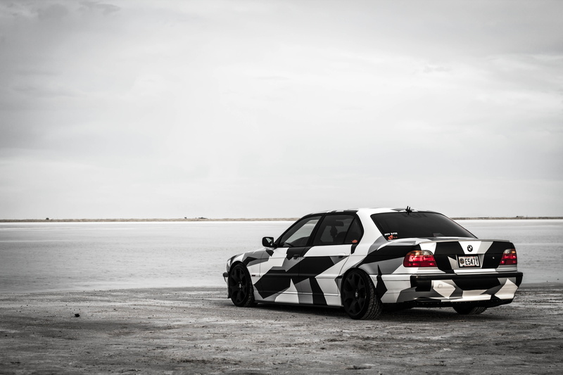 740il, camo, scenics - nature, sea, arctic camo, black, land, mode of transportation, horizon, nature, motor vehicle, winter, gray, land vehicle, cloud - sky