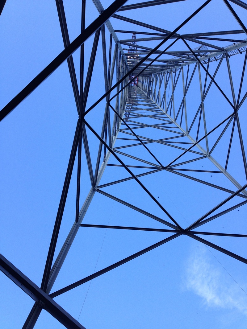 power line, nature, outdoors, high voltage hv, architecture, day, complexity, power supply, electricity pylon, clear sky, 2K, girder, technology, directly below