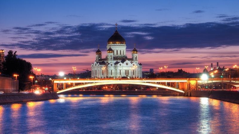 night, cityscape, cathedral, moscow cathedral, built structure, landmark, tourist attraction, bridge - man made structure, 4K, evening, cloud - sky, illuminated