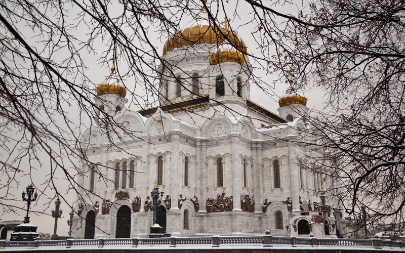 belief, city, nature, incidental people, tree, architecture, cathedral of christ the saviour, 1080P, building, spirituality, the past, plant, place of worship