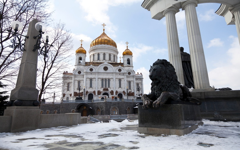 place of worship, architecture, snow, no people, sculpture, nature, travel destinations, the past, belief, statue, cathedral of christ the saviour, architectural column