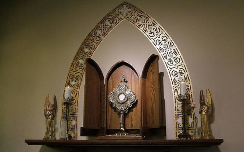 building, human representation, history, mirror, adoration, ornate, art and craft, antique, built structure, arch, Sacrament, religion, belief, no people
