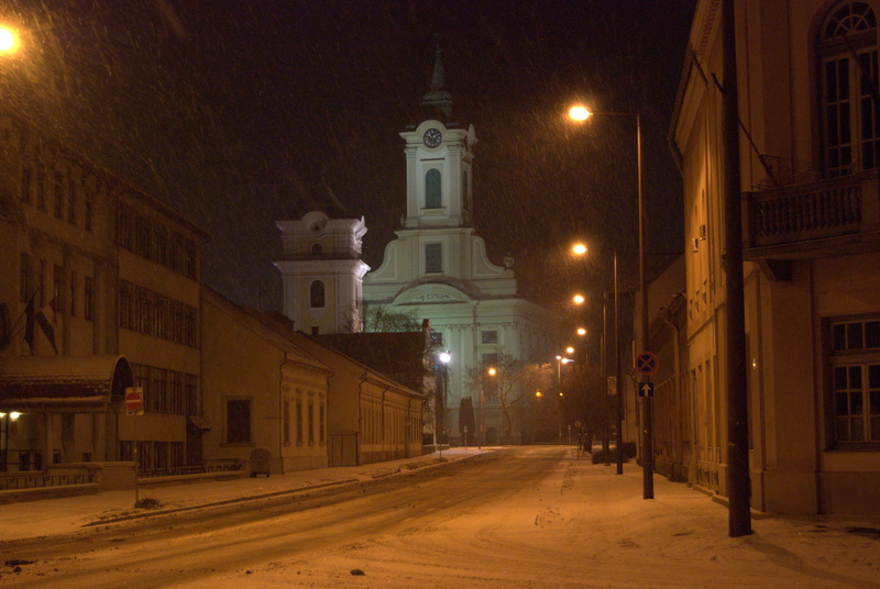 street light, building, snow, lighting equipment, belief, night, Evangelical Church, architecture, building exterior, built structure, 4K, city, spirituality