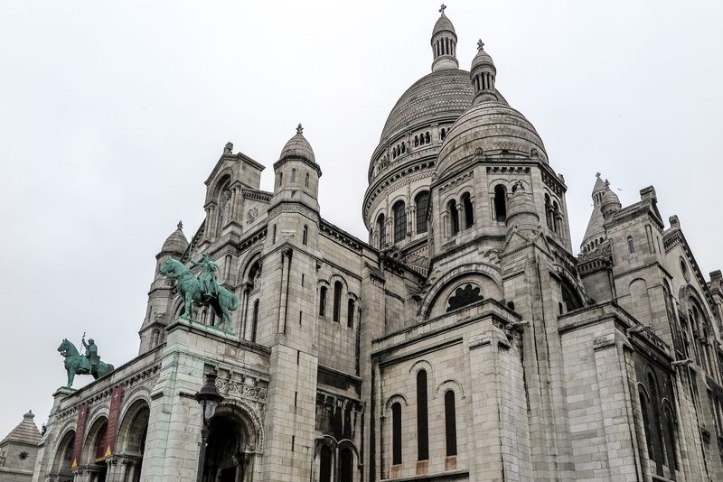 city, tourist, french, the past, cathedral, church, basilica, history, low angle view, landmarks, europe, building exterior, hilltop, white, government