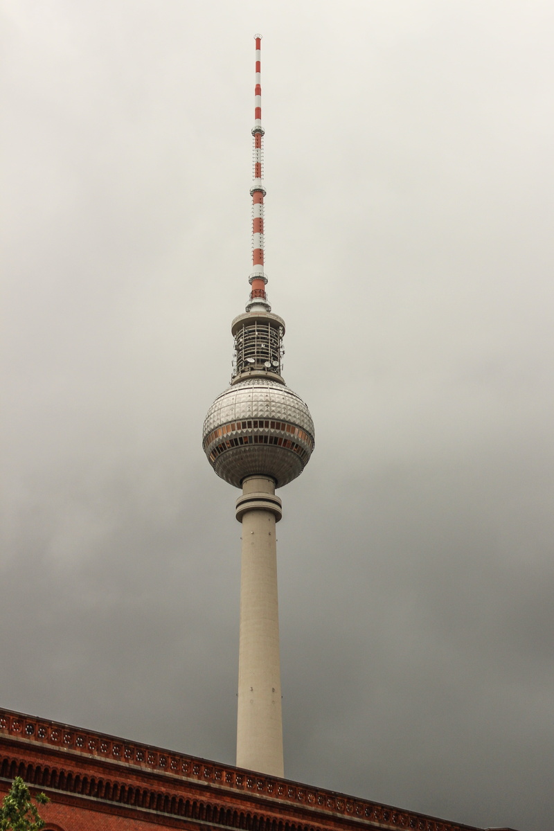 tv, rain, facade, architecture, 4K, tv tower, thunderstorm, office building exterior, technology, television Tower - Berlin, communications Tower, historically
