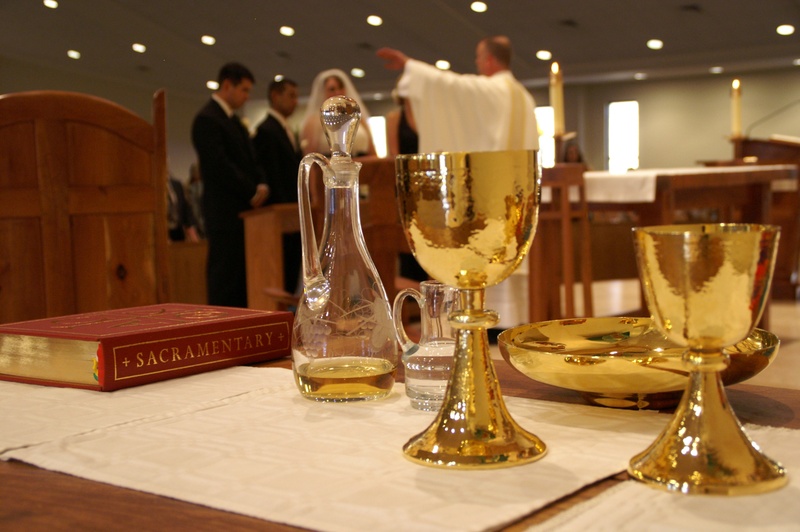 elements, 2K, men, household equipment, communion, glass, near, couple, table, women, drink, marriage, alcohol, christianity, food and drink, business