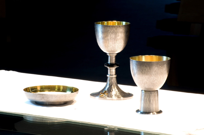 close-up, food and drink, no people, catholic, freshness, paten, 5K, metal, coffee, indoors, tray, corpus christ, table, drink, household equipment, glass
