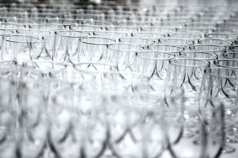 selective focus, wine glasses, wineglass, healthcare and medicine, glassware, glass - material, pattern, party, white, science, bar, large group of objects
