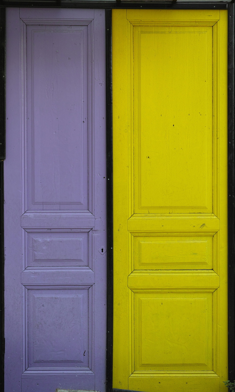 Plato, pattern, Building, outdoors, Yellow, house, day, close-up, architecture, Door, security, beautiful, backgrounds, building exterior, old, safety