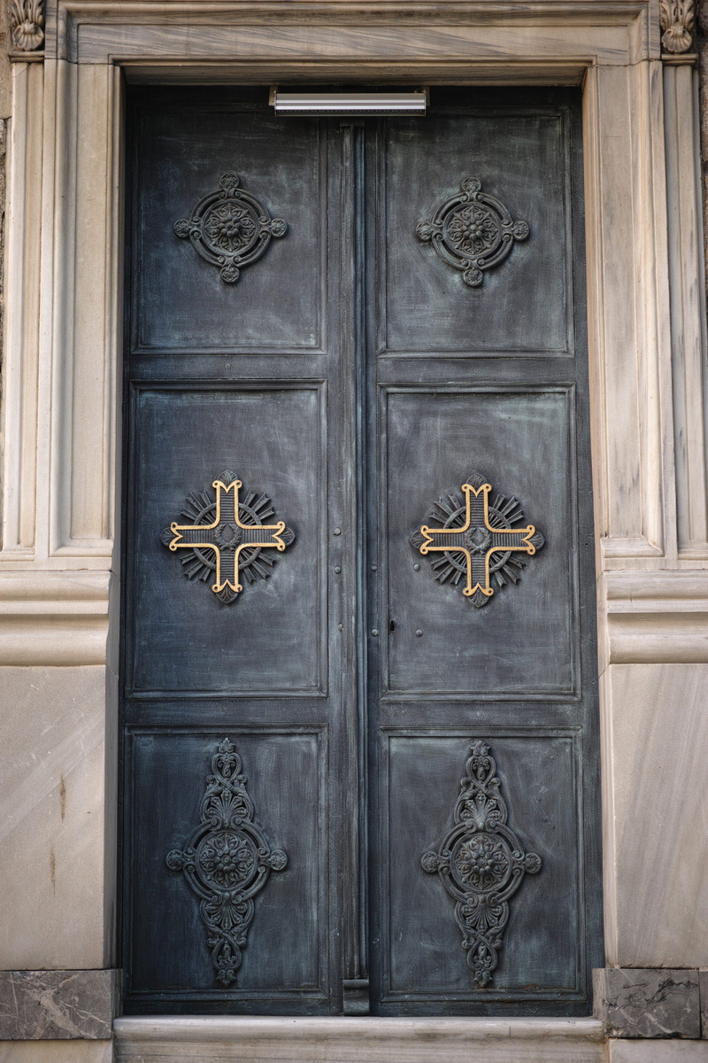 jesus, no people, decoration, church, color, outdoor, old, structure, on, photography, city, construction, built structure, craft, photo, metal, wood, home