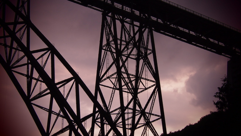 nature, metal, müngsten bridge, girder, dusk, technology, outdoors, alloy, iron construction, power supply, low angle view, metal rods, built structure