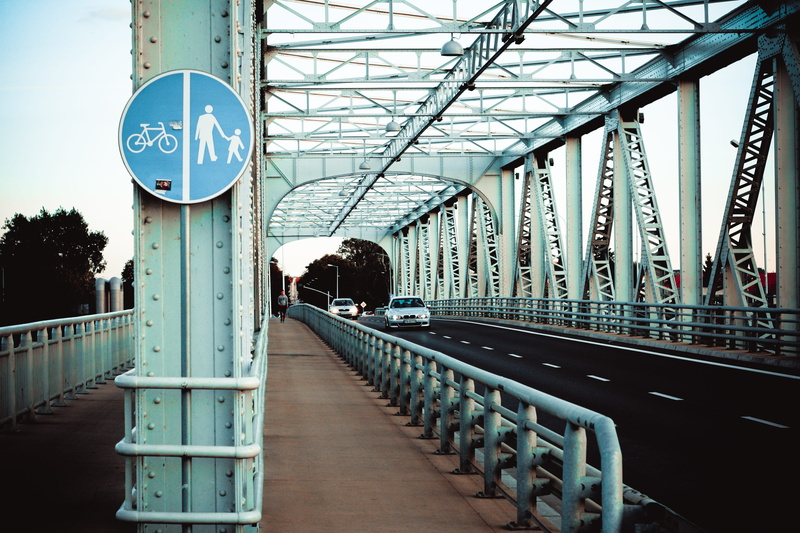 crossing, agglomeration, communication, highway, road sign, to manage, 4K, designation of the, the streets, tourism, architecture, cars, sky, day, rail transportation