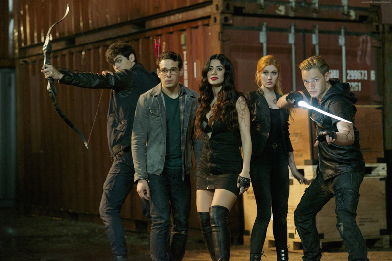 Dominic Sherwood, Best TV series, Shadowhunters, Katherine McNamara, 2K