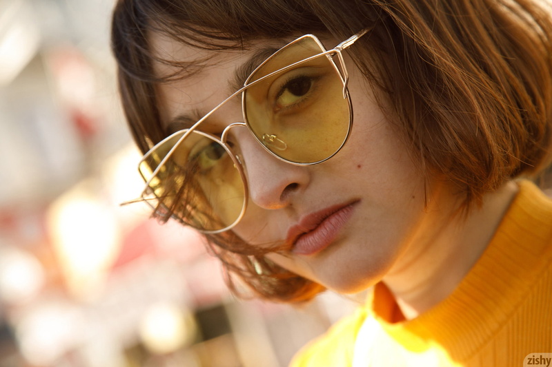 zishy, looking away, body part, women, closeup, close-up, young women, glasses, portrait, looking, focus on foreground, beautiful woman, human face, hairstyle