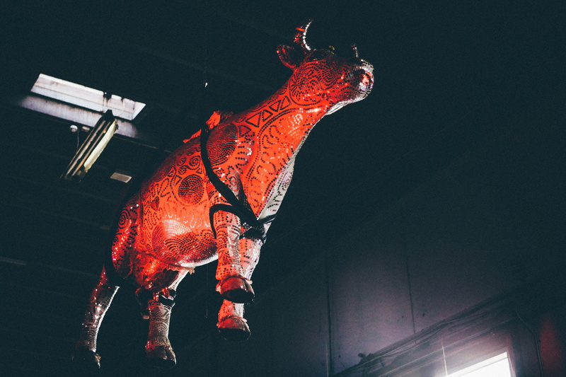 no people, wall, statue, red, decor, 4K, design, animal wildlife, ceiling, walking, creativity, low angle view, model, architecture, illuminated, one animal