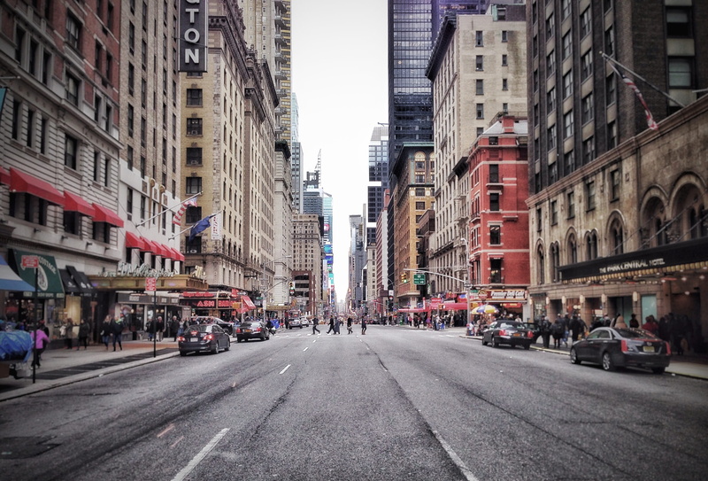 manhattan, lifestyles, direction, office building exterior, women, city life, city street, city, mode of transportation, ny, avenue, urban, skyscraper