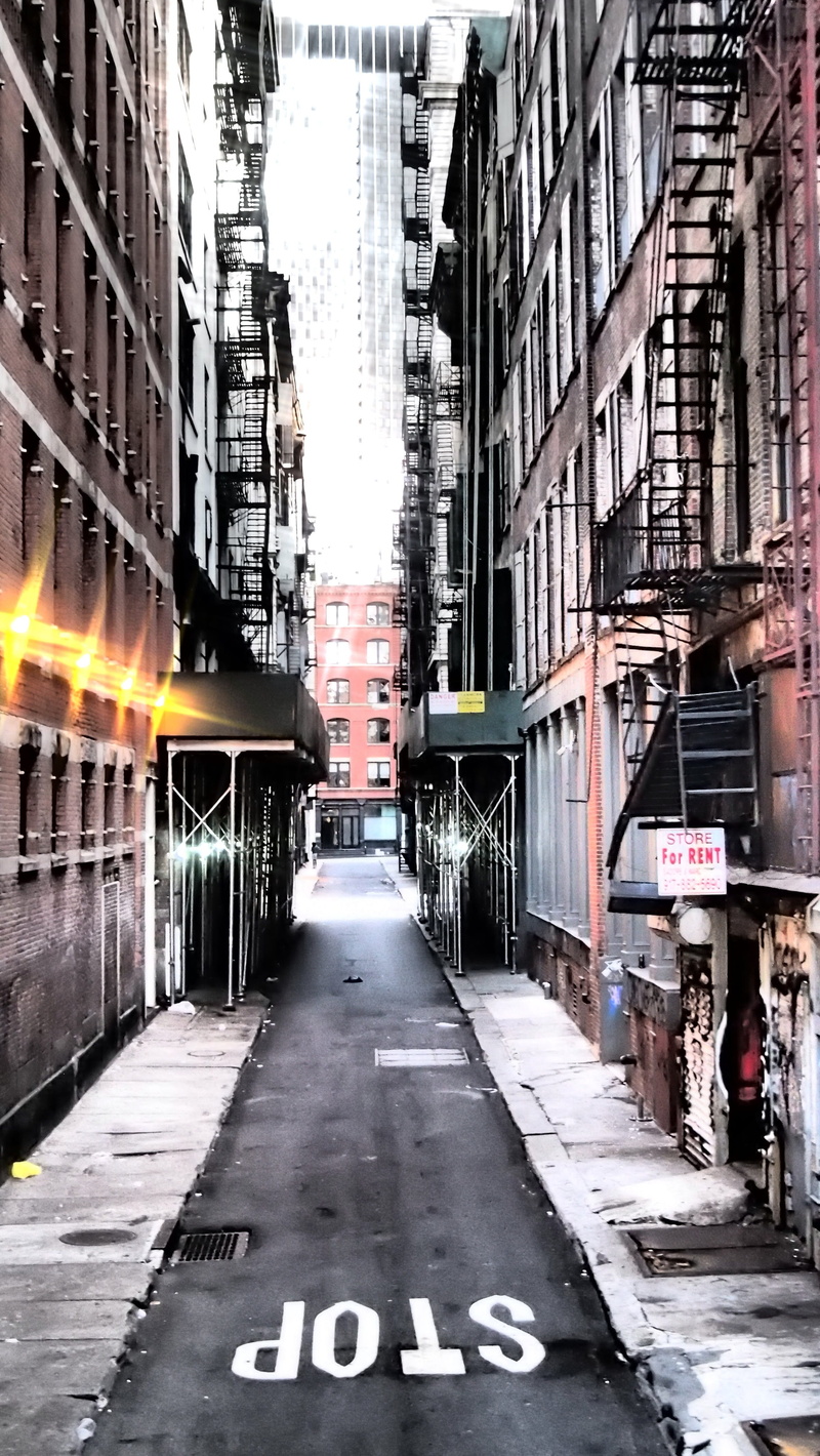 outdoors, road, direction, text, America, incidental people, residential district, Alley, built structure, Ny, western script, architecture, New York, building