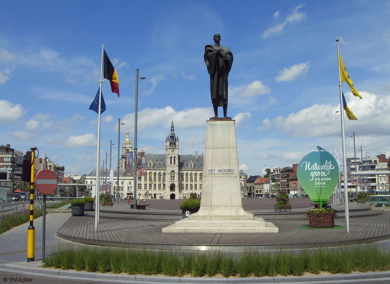 day, architecture, sculpture, 2K, built structure, statue, art and craft, tourism, the past, cloud - sky, sint niklaas, belgium, history, government, travel