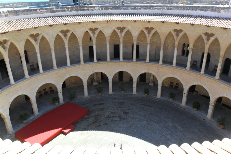 monument, 4K, the museum, the stones, castle, moat, tour, courtyard, arched, sport, building exterior, day, bellver, the past, sunlight, walls, Building