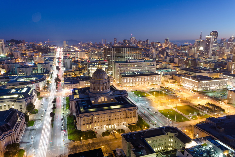 cityscape, united states, city hall, architecture, illuminated, tourism, landmark, office building exterior, city, night, modern, crowded, sky, residential district