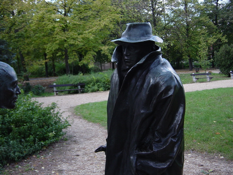 poet, 1080P, debrecen hungary, sculpture, death mask, clothing, ady, cemetery, growth, green color, park, representation, nature, plant, statue, park - man made space