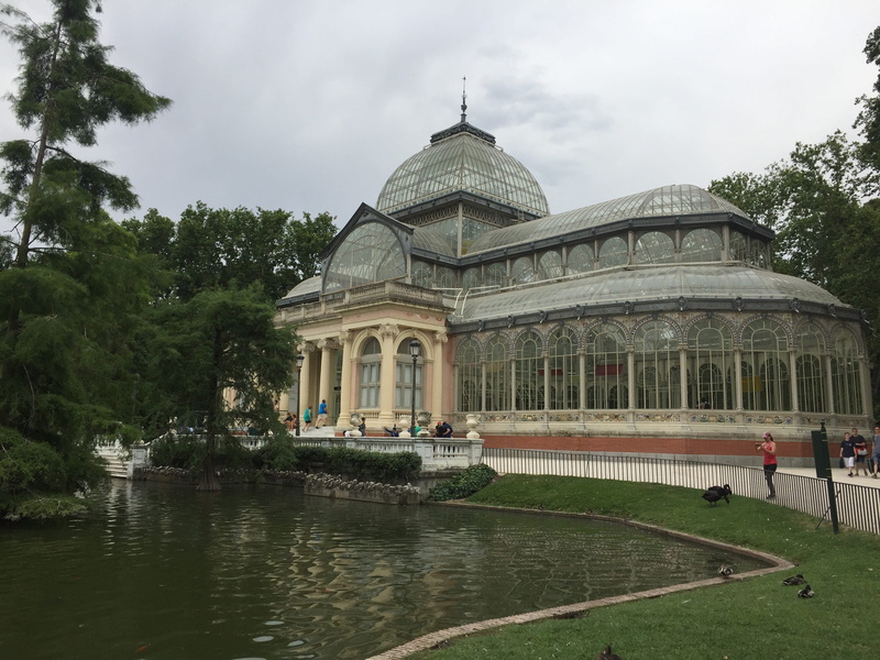 water, 2K, incidental people, tourism, day, nature, history, reflection, crystal palace, lake, spain, waterfront, the past, plant, sky, tree, architecture