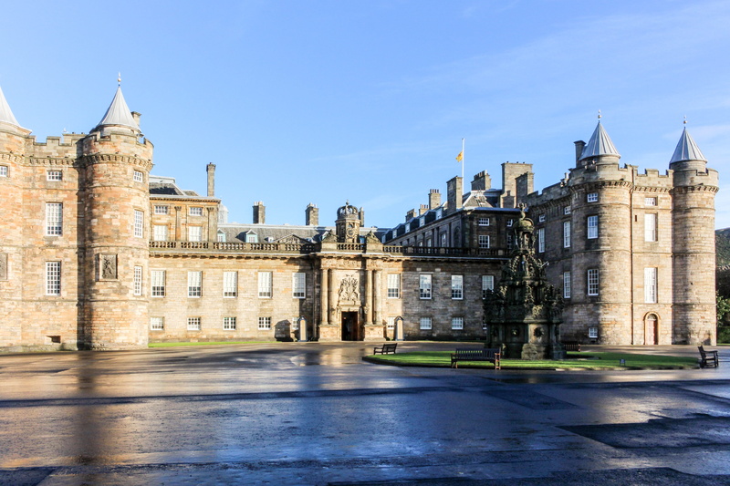 europe, clear sky, famous, sky, city, water, palace, architecture, history, historically, scottish, the past, old, landscape, building, government, building exterior