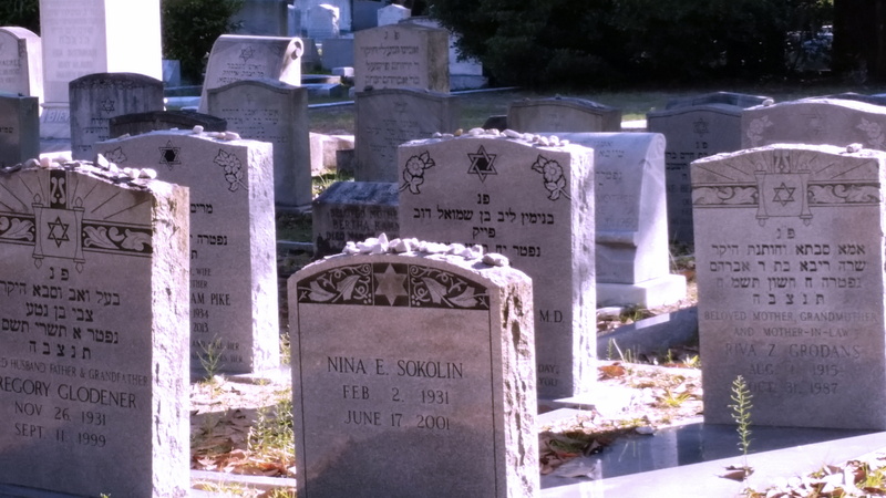 communication, statue, history, summer, religion, text, spirituality, burial, no people, stone, 5K, savannah, message, sculpture, emotion, monument, memorial