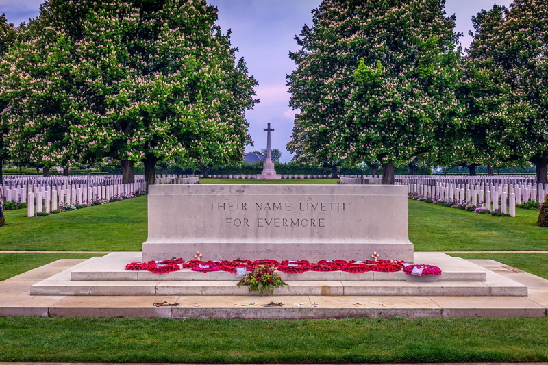 liveth, flowering plant, honor, outdoors, monument, day, plant, built structure, military, patriotic, normandy, city, travel destinations, architecture