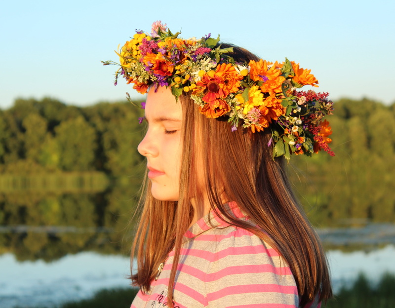 human Face, 4K, wearing, flowers, lake, flowering plant, one person, conspiracy, werewolf, smile, life, youth, females, leisure activity, meditation, caucasian Ethnicity