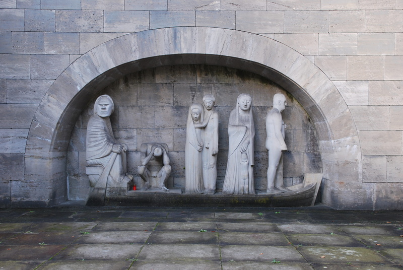 art and craft, built structure, arch, craft, place of worship, Architecture, operational gomorrha, statue, the past, day, Hamburg, representation, creativity