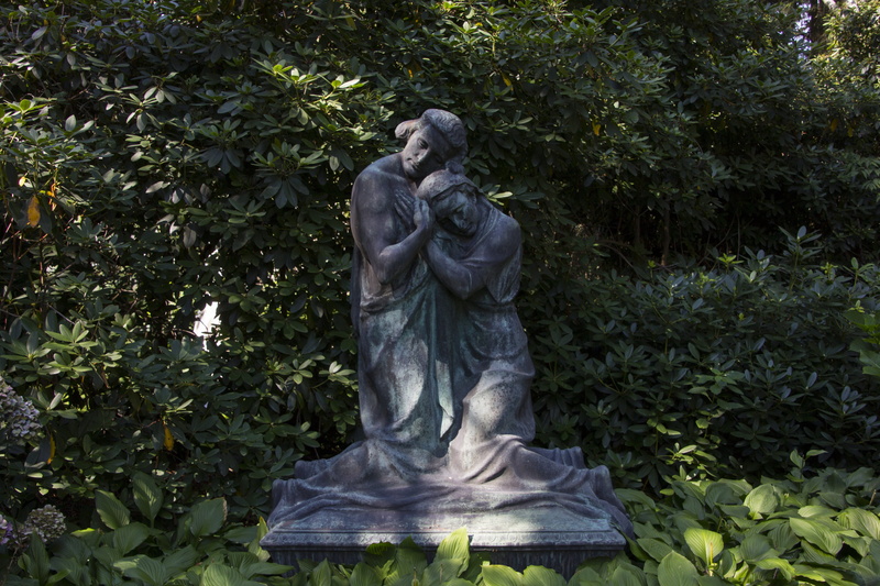 5K, angel, rest, female likeness, green color, ohlsdorf, growth, figure, religion, sculpture, hamburg, creativity, representation, cemetery, statue, nature