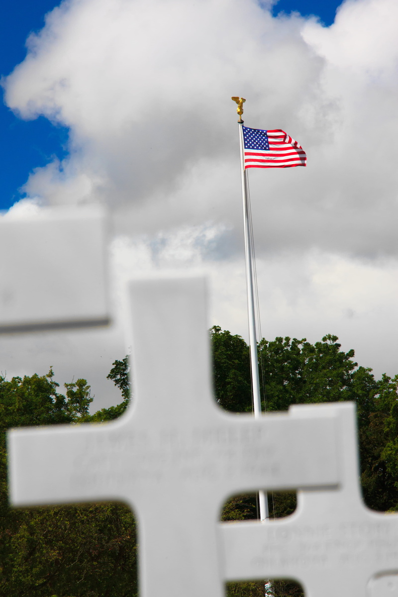 wind, burial, military, raised, graves, hero, soldiers, sky, heroes, honor, remembrance, graveyard, cloud - sky, death, memorial, architecture, war, no people