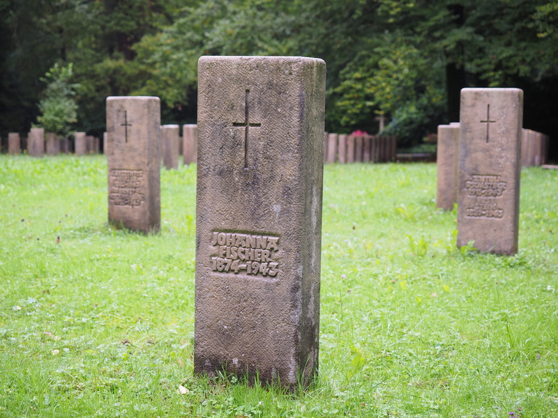 graves, woodland cemetery, communication, spirituality, green color, cross, memorial, cemetery, nature, last calm, resting place, past, tomb, stone, forest cemetery stuttgart