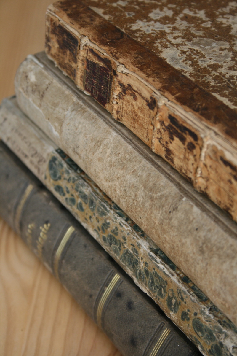 focus on foreground, Books, the past, wood - material, Book Stack, no people, day, still life, book, old books, 4K, history, indoors, publication, selective focus