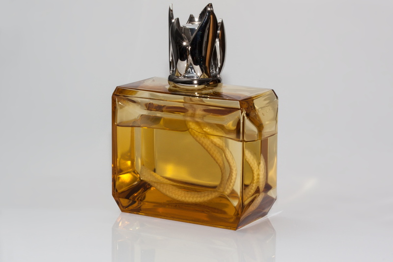 flacon, flame cap, metal, indoors, glass, Room, still life, no people, household equipment, drinking glass, yellow, room fragrance, Lamp, bottle, air improvement