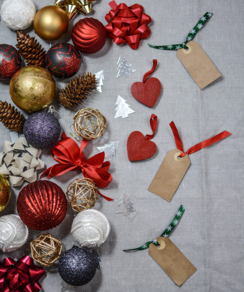 decorative, decor, ribbon, gift, high angle view, christmas, textile, labels, table, directly above, cones, still life, holiday - event, ribbon - sewing item
