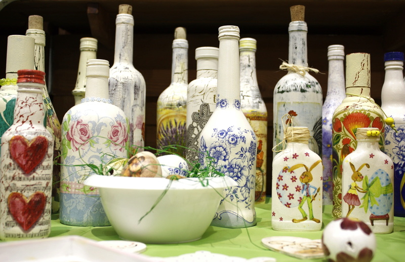 no people, variation, container, bottles, arrangement, large group of objects, representation, shelf, table, food and drink, flowers, heart, crafts, gift